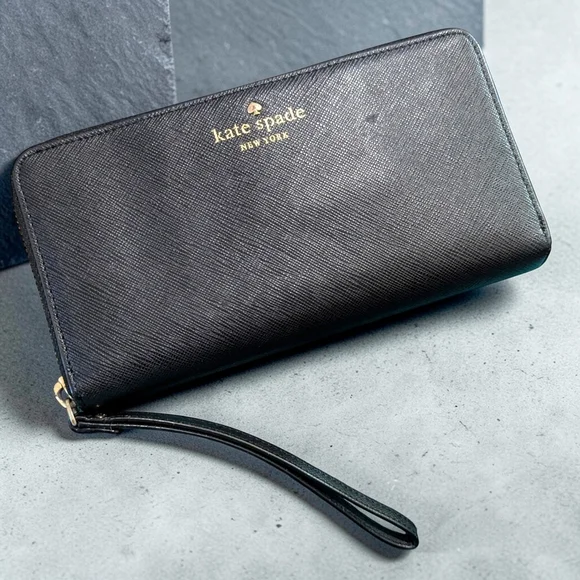 kate spade new york Cameron Street Lacey Leather Wallet - Picture 1 of 15